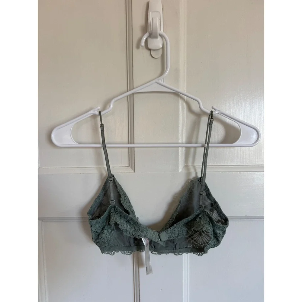 Free People Mya sage green lace bralette size medium